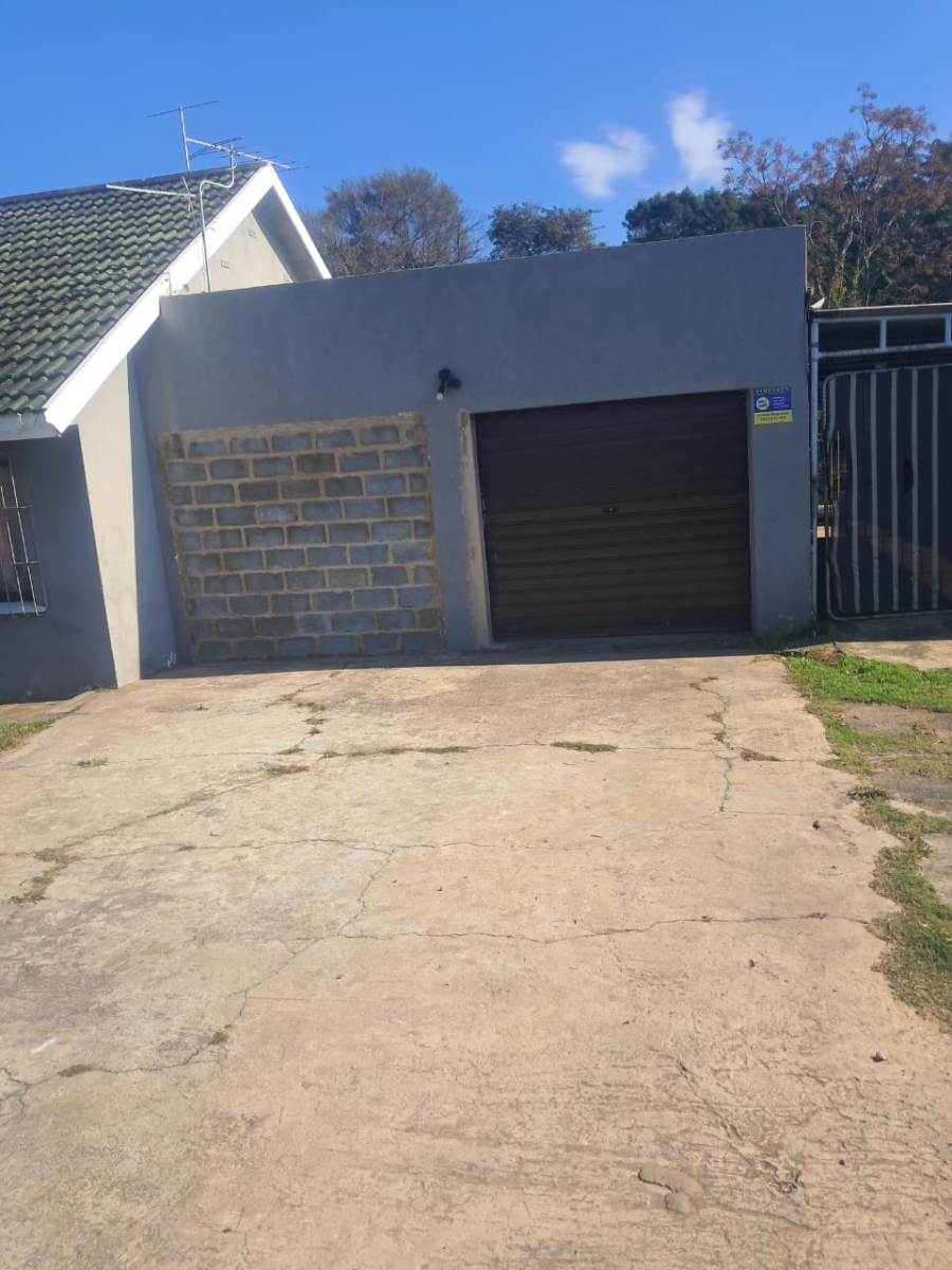 3 Bedroom Property for Sale in Amalinda Eastern Cape